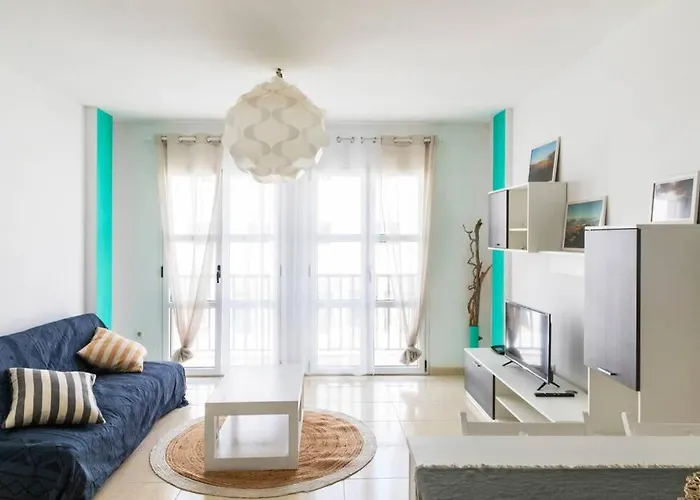 Luna De Lobos: Bright And Cozy In Bristol شقة