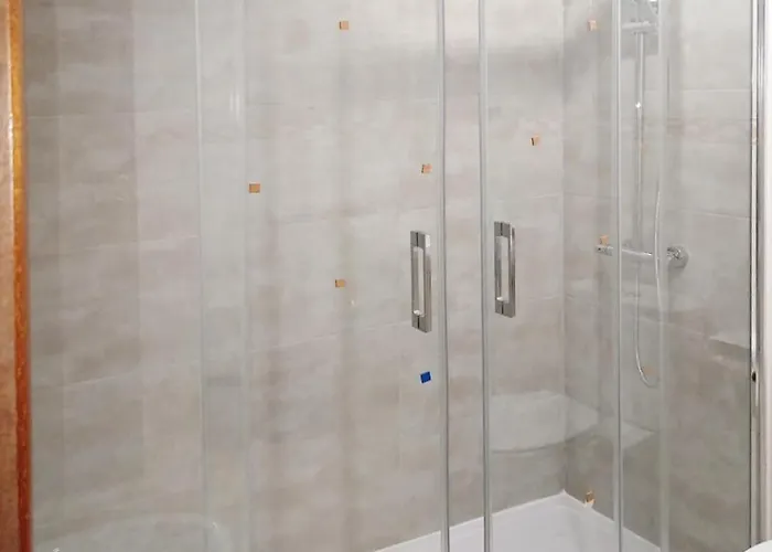 Luna De Lobos: Bright And Cozy In Bristol 아파트