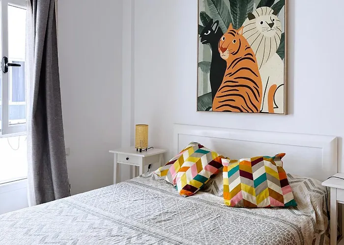 Luna De Lobos: Bright And Cozy In Bristol 아파트 코라레호