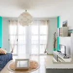 Luna De Lobos: Bright And Cozy In Bristol Appartamento